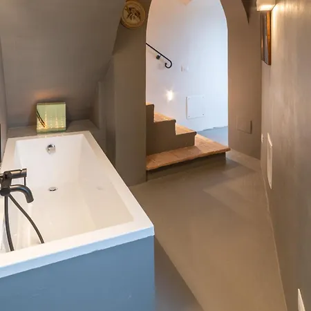 Palazzo D'alessandro Wunderkammer & Di Charme Caporciano