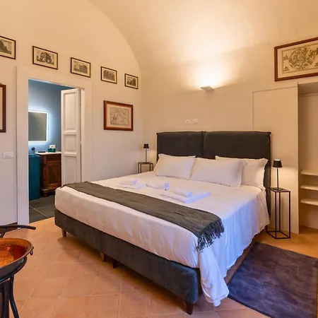 Palazzo D'alessandro Wunderkammer & Di Charme Caporciano