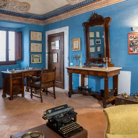 Palazzo D'alessandro Wunderkammer & Di Charme Bed & Breakfast 3*