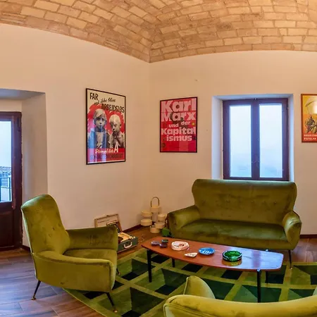Palazzo D'alessandro Wunderkammer & Di Charme Caporciano