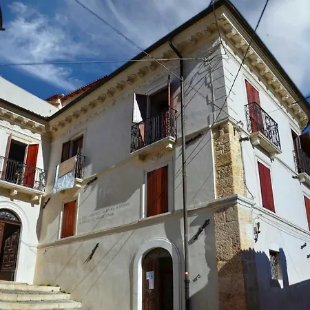 Bed & Breakfast Palazzo D'alessandro Wunderkammer & Di Charme *