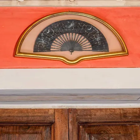 Palazzo D'alessandro Wunderkammer & Di Charme Nocleg ze śniadaniem *