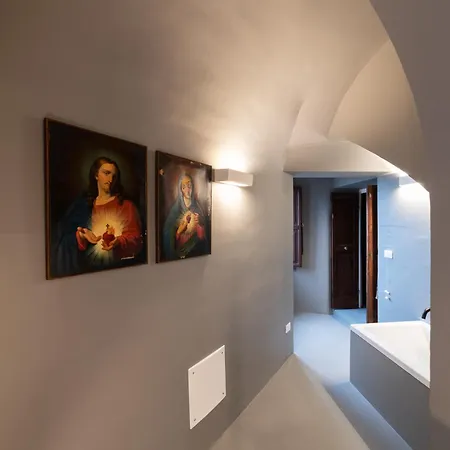 Palazzo D'alessandro Wunderkammer & Di Charme Bed & Breakfast