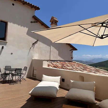 Palazzo D'alessandro Wunderkammer & Di Charme Bed & Breakfast