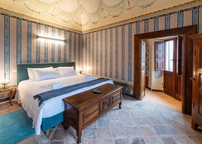 Palazzo D'alessandro Wunderkammer&suites Di Charme 3*