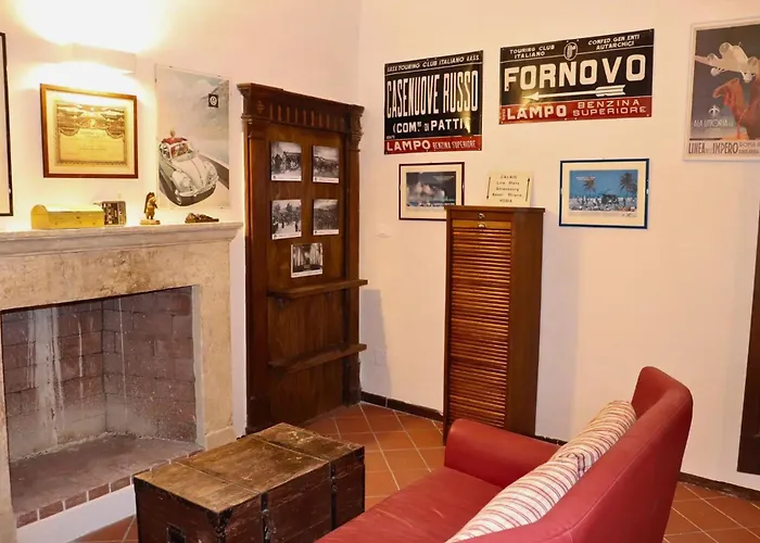 Palazzo D'alessandro Wunderkammer&suites Di Charme Frühstückspension 3*