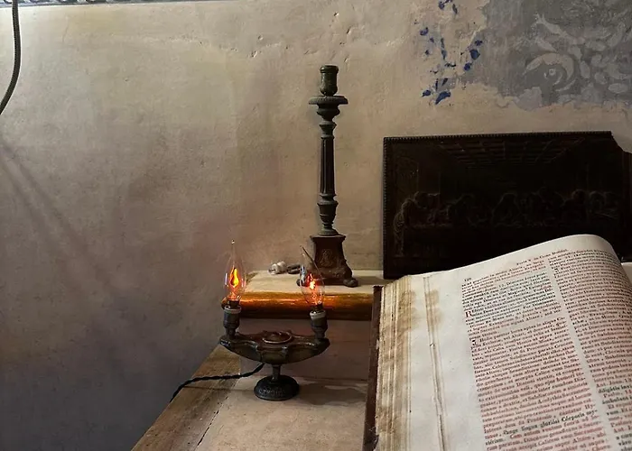 Palazzo D'alessandro Wunderkammer&suites Di Charme Frühstückspension