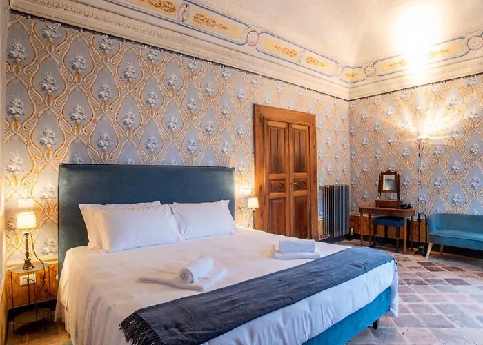 Frühstückspension Palazzo D'alessandro Wunderkammer&suites Di Charme