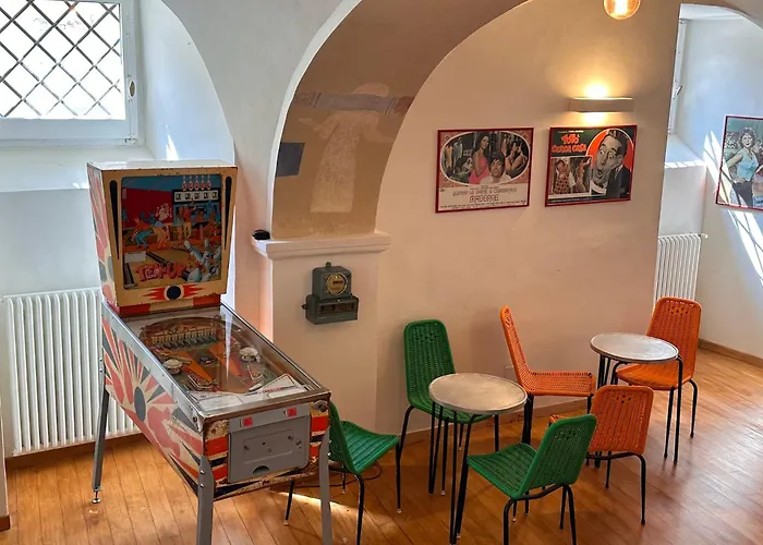 Frühstückspension Palazzo D'alessandro Wunderkammer&suites Di Charme Caporciano