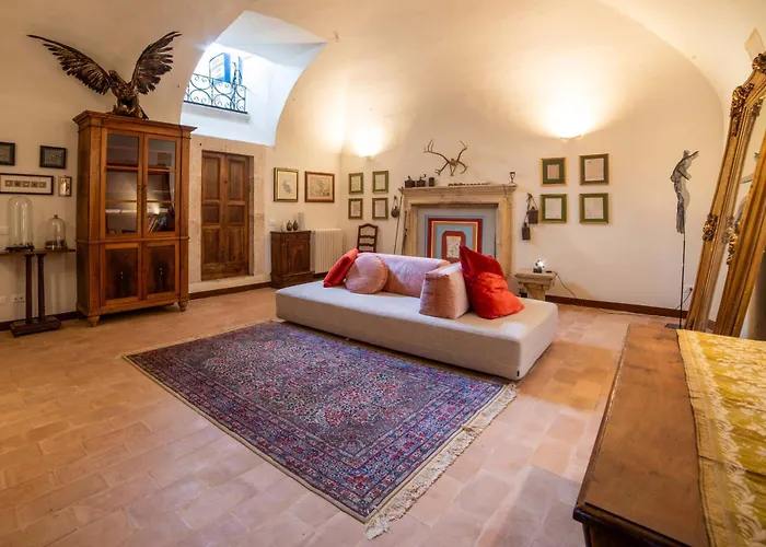 Palazzo D'alessandro Wunderkammer&suites Di Charme 3*