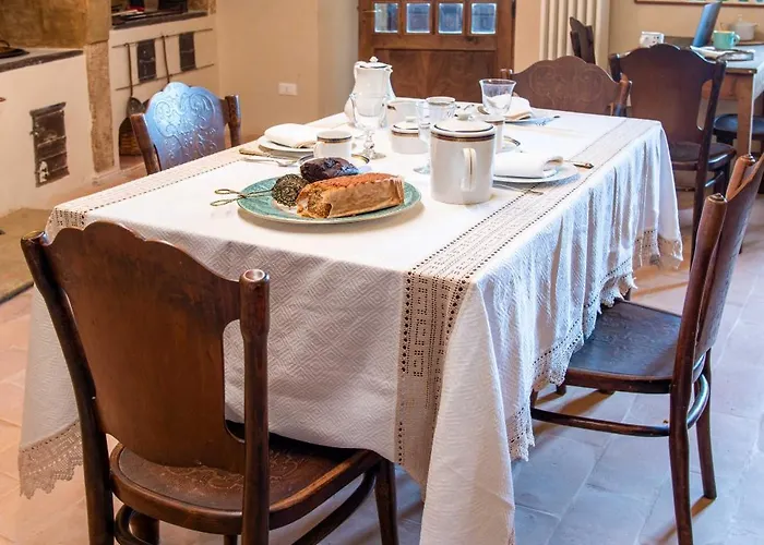 Palazzo D'alessandro Wunderkammer&suites Di Charme 3* Caporciano