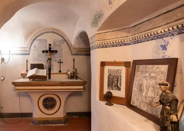 Palazzo D'alessandro Wunderkammer & Di Charme Caporciano