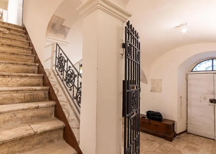 Frühstückspension Palazzo D'alessandro Wunderkammer&suites Di Charme 3*