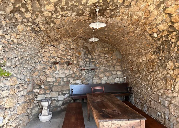 Frühstückspension Palazzo D'alessandro Wunderkammer&suites Di Charme